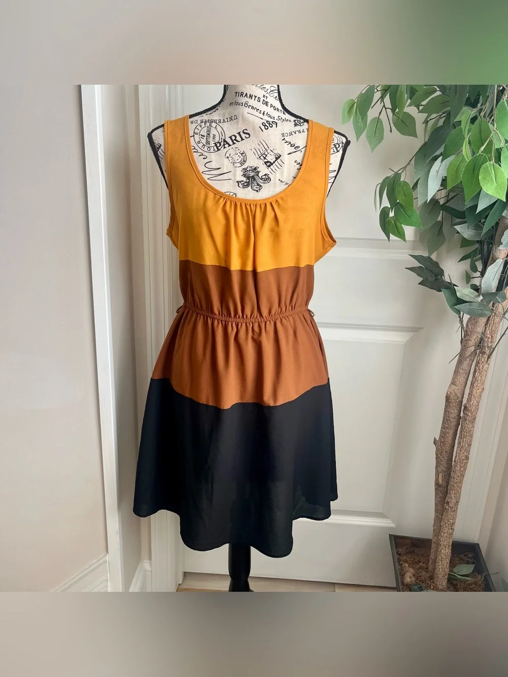 Jella Couture Colorblock Sleeveless Mini Dress Brown Sz L